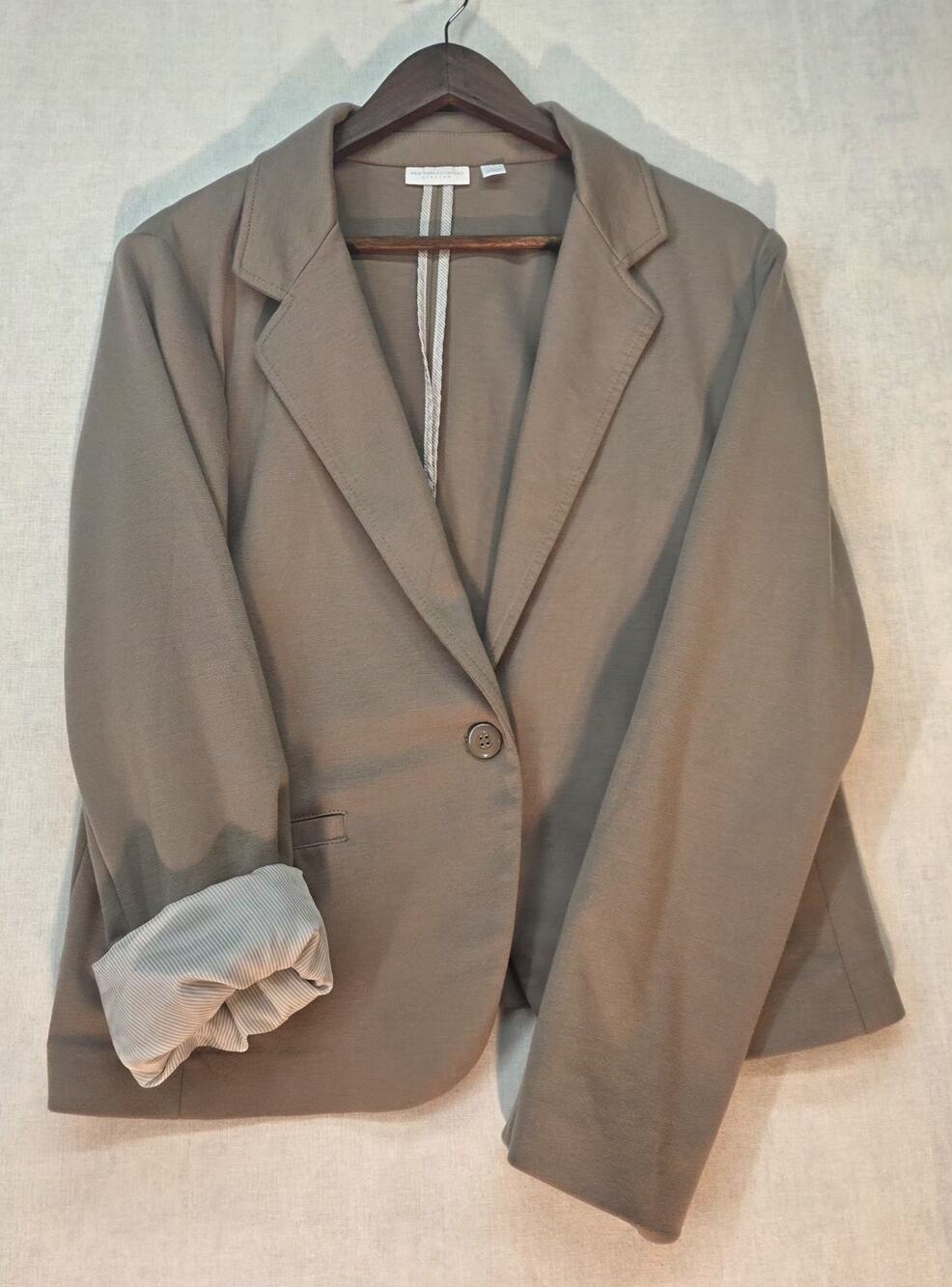 New York & Co Stretch Knit Blazer Jacket Women's Large Beige Tan Classic Preppy